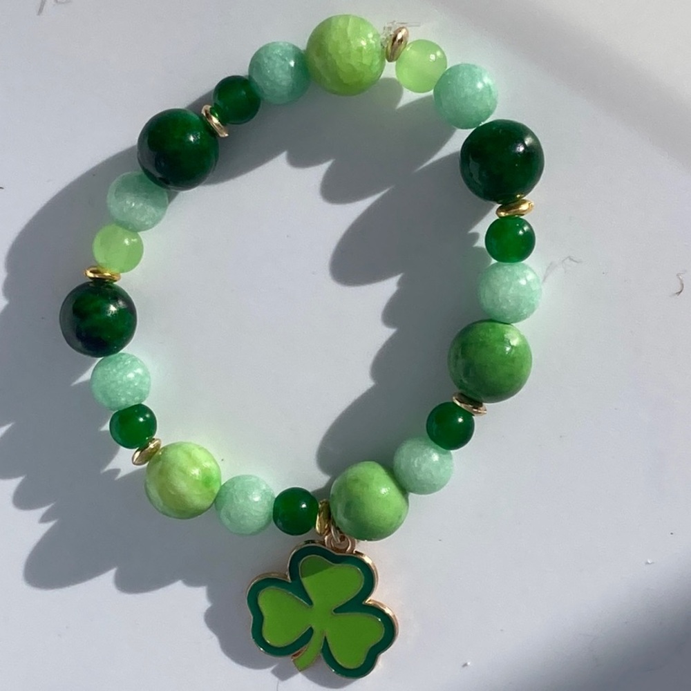 Green Glass Beaded Bracelet with Clover Charm